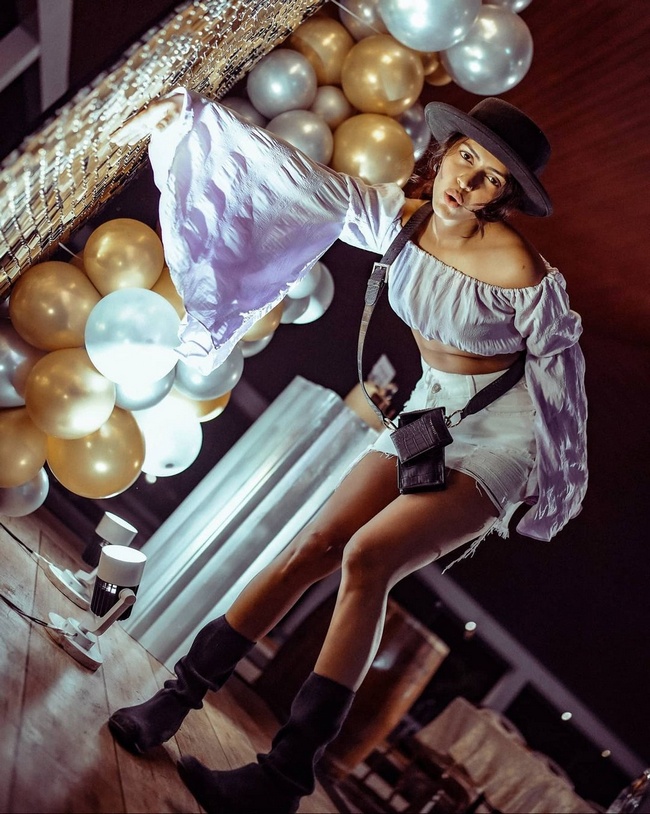 Amala Paul Latest Pics Of Instagram